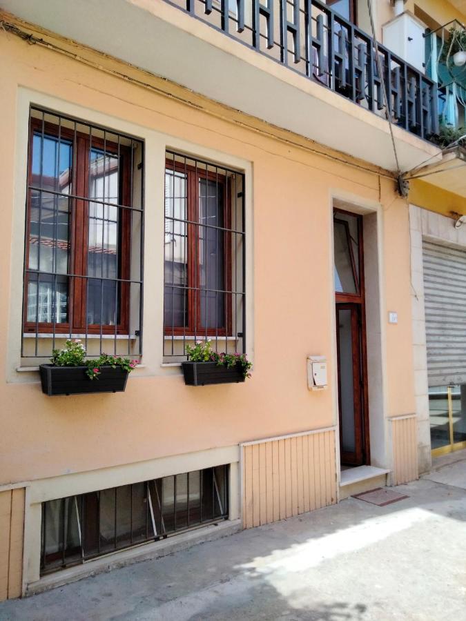 La Casa Di Sara Apartment Nuoro  Luaran gambar