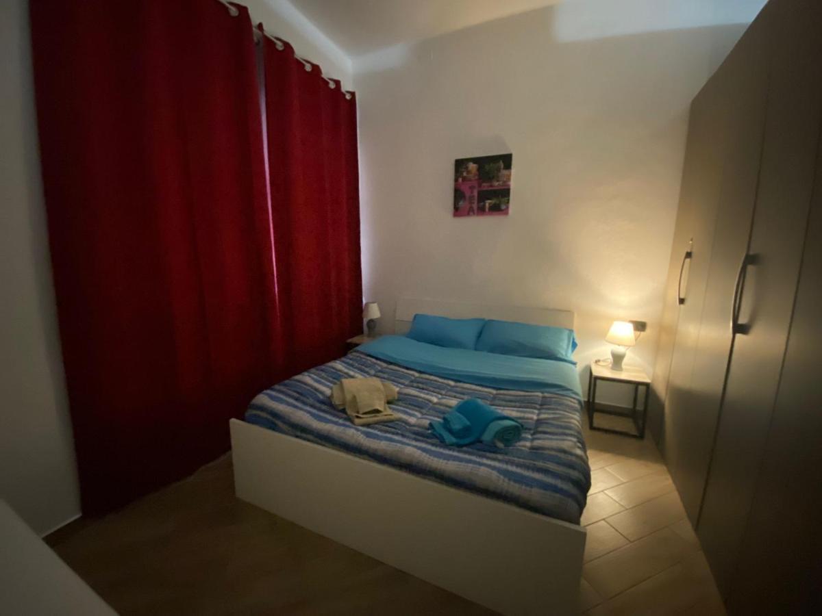 La Casa Di Sara Apartment Nuoro  Luaran gambar